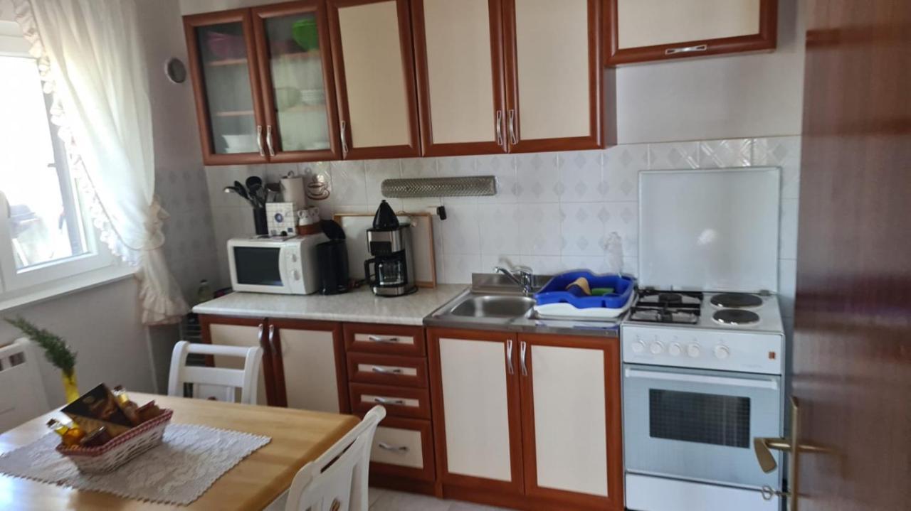 Apartment Biondic Starigrad  Bagian luar foto